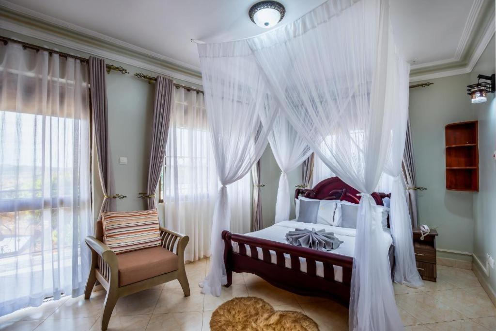 Keba Xpress Hotel - Entebbe Ngoại thất bức ảnh